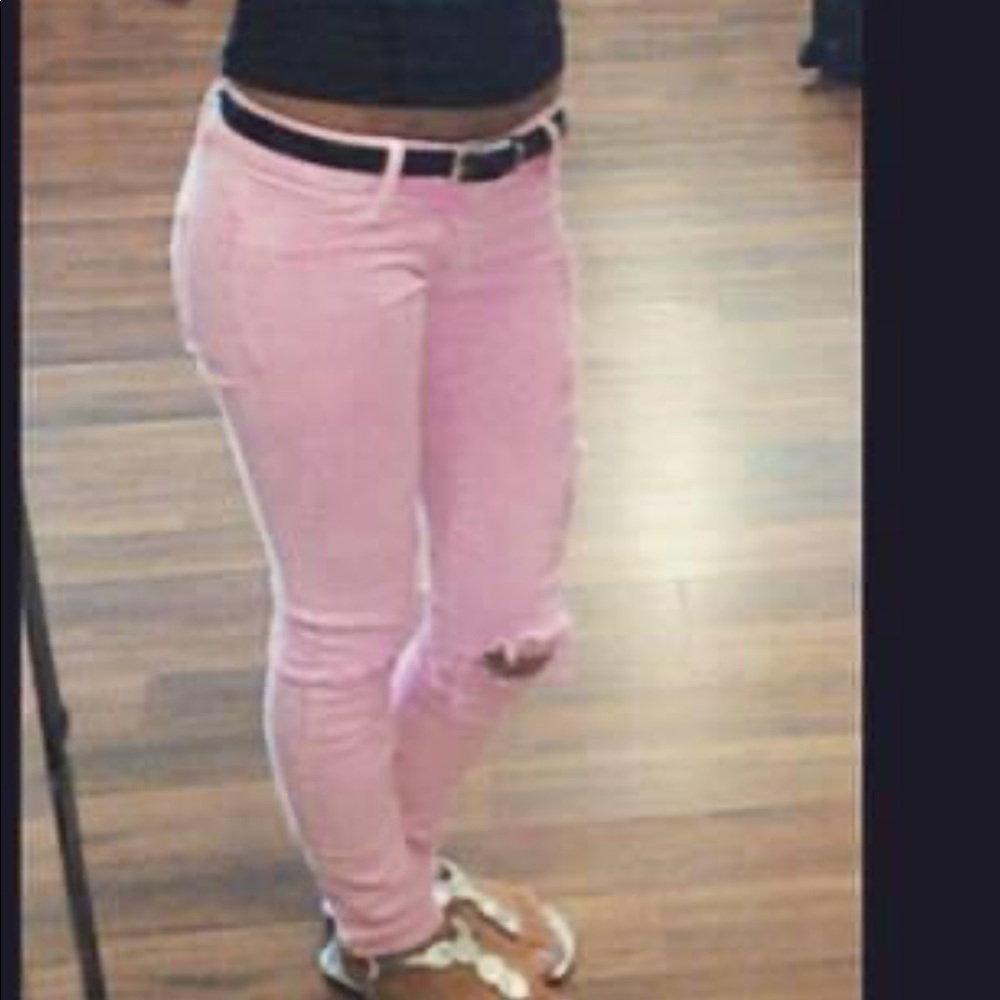 Bullhead pink jeans